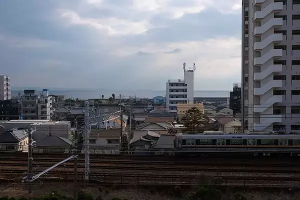 「「図書館に市民から感謝メール」の理由。仕事、読書、お喋り、過ごし方は自由自在、個性派「垂水図書館」の凄み　神戸市」の画像