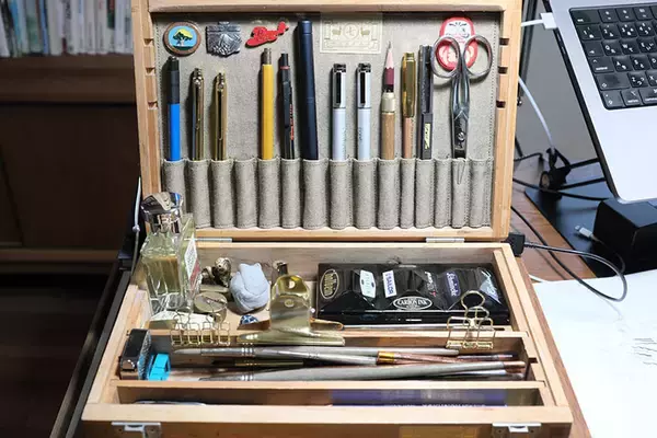 「新海誠スタジオ出身の画家が描く、失われゆく日本の風景。ポーランドから移住し見つけた”日本の街、東京の魅力”とは　マテウシュ・ウルバノヴィチさん」の画像