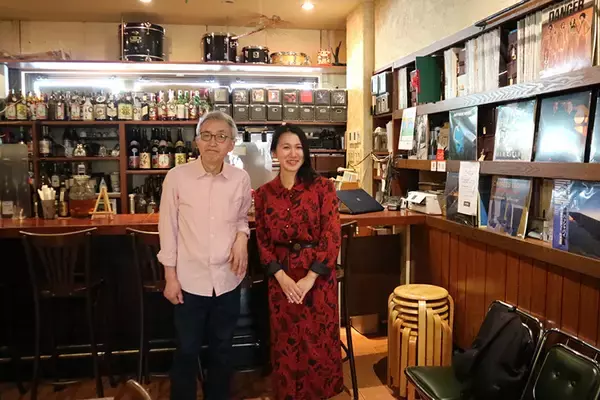 「一橋大卒24歳女子、スナックのママになる。若者も女性も楽しめる「街の社交場」に、全国展開も視野　「スナック水中」東京都国立市」の画像