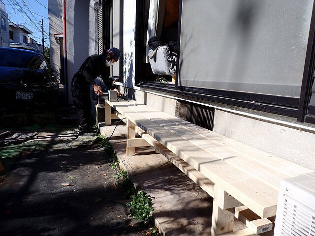 児童養護施設退所者に「家賃0円」の住まいを。都心の空き家をDIYで再生、頼れる実家がない若者の自立を支える“お節介な大家”の挑戦