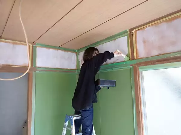 「児童養護施設退所者に「家賃0円」の住まいを。都心の空き家をDIYで再生、頼れる実家がない若者の自立を支える“お節介な大家”の挑戦」の画像