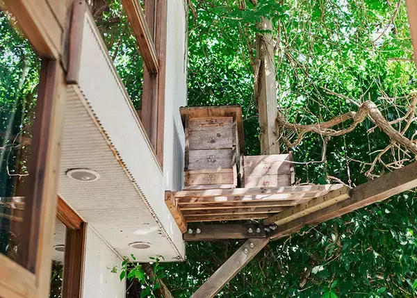 「【逗子】路地裏の築50年古民家を、オーシャンビューの絶景自邸＋カフェにリノベ。建築家夫妻が語る”豊かな二拠点生活”の始め方　「南町テラス」」の画像