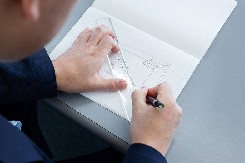 相撲稽古場をイラスト図解！ 力士の成長を支える44部屋をスポーツ記者が描く　佐々木一郎さんインタビュー