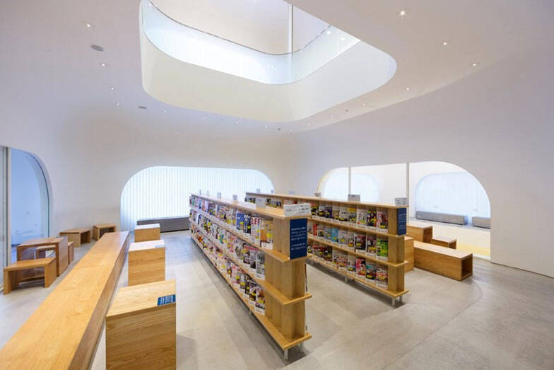 “しゃべれる図書館”「武蔵野プレイス」が変えた公共施設の常識。青少年の居場所から大人の部活まで、多世代が愛する武蔵境の“居場所”160万人が虜に