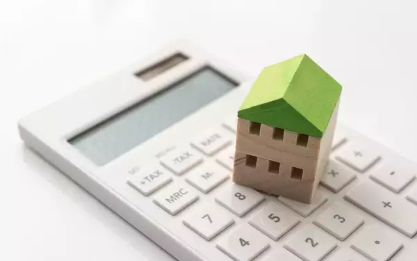 「賃貸住宅が「終の棲家」になるリアル | クリエイターが住み継ぐ伝説のアパート | 160万人が虜になった「しゃべれる図書館」【4月人気記事まとめ】」の画像