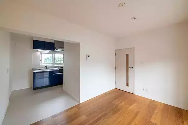 「築65年老朽化団地、1棟まるごと断熱リノベで暑い、寒い、カビ・結露と決別！ 住人は住みながら改修・仮住まいや引越しなしで　「アンレーベ横浜星川」神奈川県横浜市」の画像