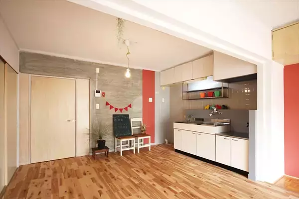 「賃貸大家ユニット・半田兄弟、老朽化アパート再生のカギは「家庭菜園とDIY」！ 入居率も30％アップまでの軌跡　福岡県久留米市」の画像