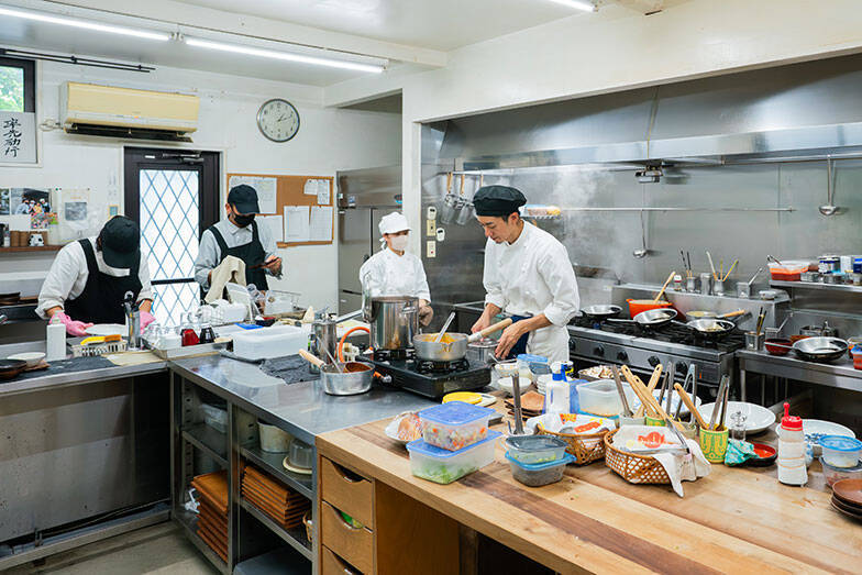 異業種から転職者集まる異色の福祉施設。元美容師、元アパレル店員など移住してでも働きたい理由とは？　鹿児島「しょうぶ学園」