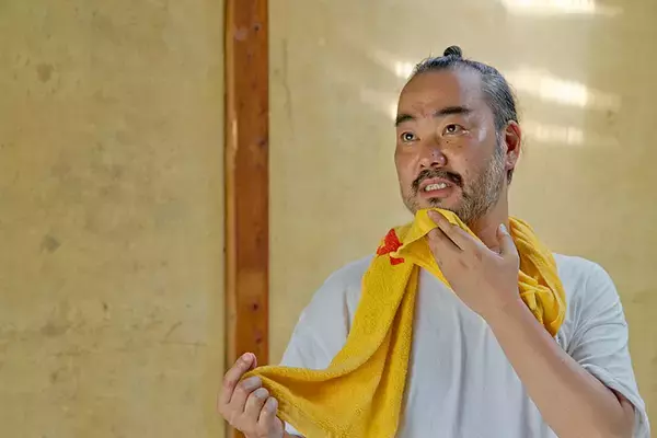 「”京都いちファンキーな不動産屋”、昭和の長屋集落で「むらづくり」。13軒の空き家再生がユニークすぎる　「A HAMLET」亀岡」の画像