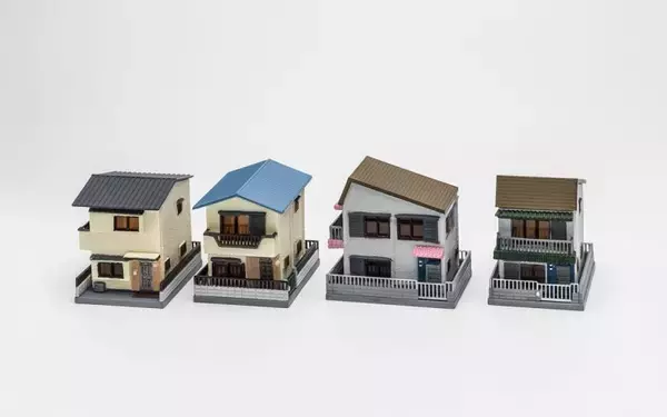 「住まいを高く売るには有利な時期？約6割がそう感じた、不動産売却市場。価格と売却時期はどちらを重視？」の画像