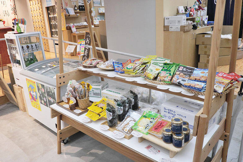 老舗銭湯「小杉湯」、原宿”ハラカド”に進出から1年。高円寺から生まれた銭湯は、原宿カルチャーとどう融合している？