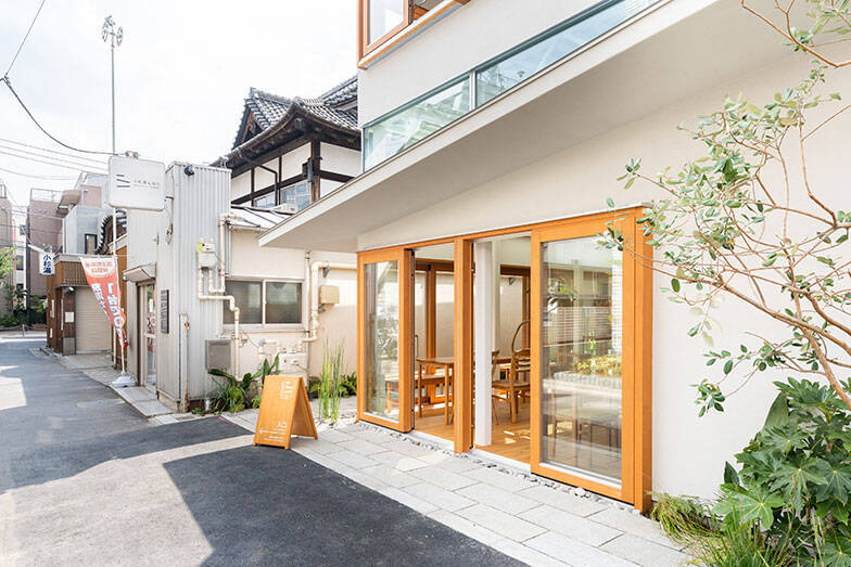 老舗銭湯「小杉湯」、原宿”ハラカド”に進出から1年。高円寺から生まれた銭湯は、原宿カルチャーとどう融合している？