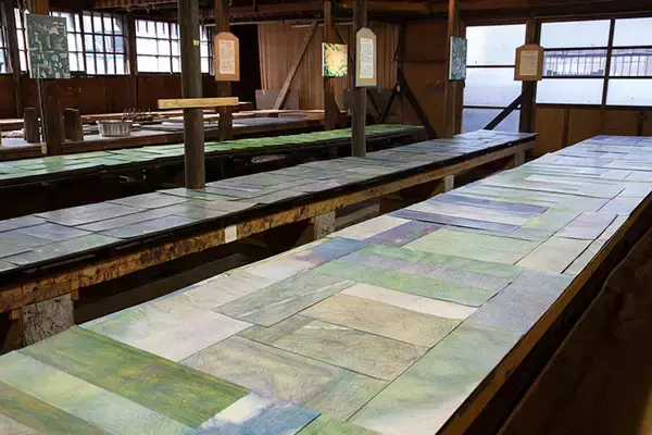 「「八王子芸術祭2025」9割廃業の織物の街、使われなくなった工場跡を舞台に10年かけて記憶を次世代につなぐ挑戦」の画像