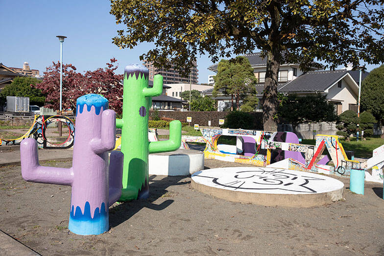 「八王子芸術祭2025」9割廃業の織物の街、使われなくなった工場跡を舞台に10年かけて記憶を次世代につなぐ挑戦