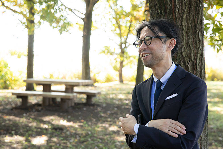 「八王子芸術祭2025」9割廃業の織物の街、使われなくなった工場跡を舞台に10年かけて記憶を次世代につなぐ挑戦