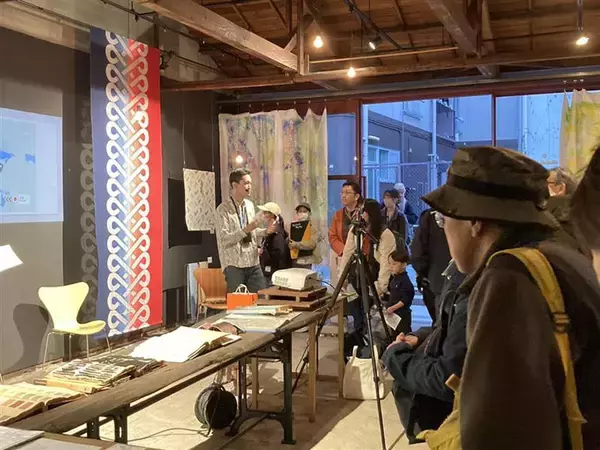 「「八王子芸術祭2025」9割廃業の織物の街、使われなくなった工場跡を舞台に10年かけて記憶を次世代につなぐ挑戦」の画像