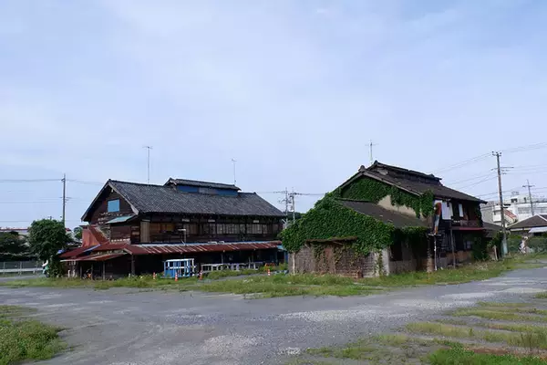 「「八王子芸術祭2025」9割廃業の織物の街、使われなくなった工場跡を舞台に10年かけて記憶を次世代につなぐ挑戦」の画像