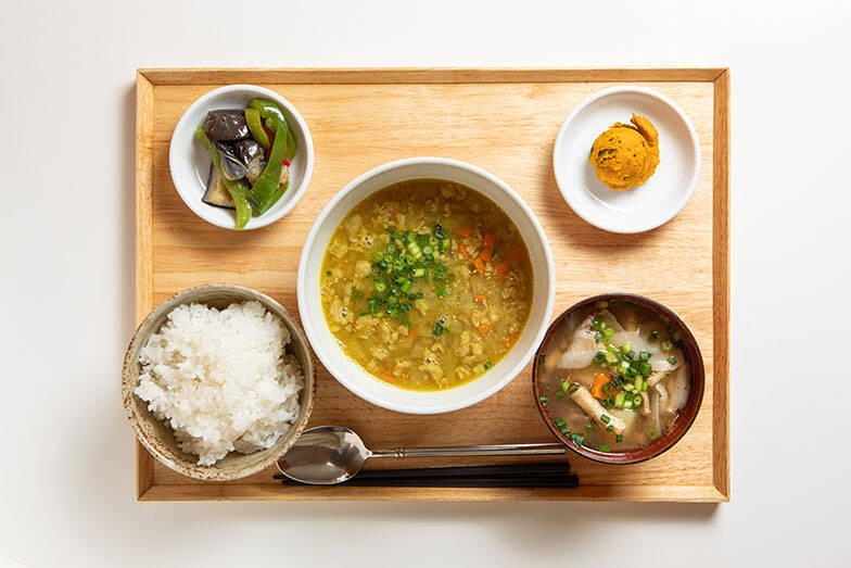 入居者のための食堂、昼・夕食500円、朝食はなんと100円！ 「トーコーキッチン」開店から9年目。入居者希望増、書籍化など、さらにすごいことになってた！