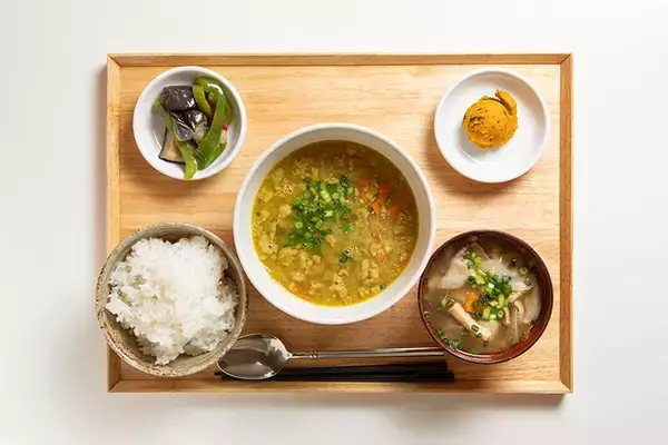 「入居者のための食堂、昼・夕食500円、朝食はなんと100円！ 「トーコーキッチン」開店から9年目。入居者希望増、書籍化など、さらにすごいことになってた！」の画像
