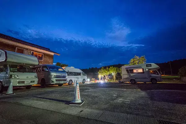 「奥能登でバンライフに脚光。”移動しながら暮らす旅”が、能登半島地震の復興支援に」の画像