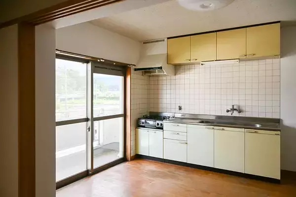 「長野の”移住者限定”団地が素敵！ カーシェア、コワーキング無料など移住の不安を払拭、その後の市内定住率も約9割　「ホシノマチ団地」佐久市」の画像