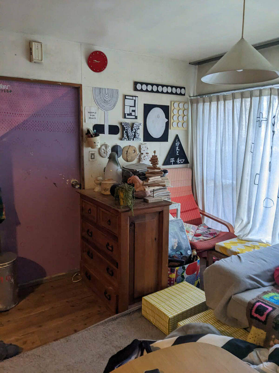 50代夫妻、築50年超の自宅をカラフルにDIY！ 仲間達と一緒に「老後も人が集まる場所」づくり楽しむ　千葉・市川市