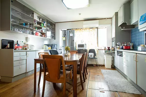 「いま北千住でシェアハウスがアツい！ 海外協力隊・アート・共同書店などおもしろ住人がつながるまちづくり、仕掛け人はR65山本遼さん」の画像