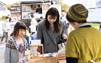 【シェアキッチンが街のハブに】24時間365日使える＆設備投資ゼロで「住民の趣味」を「商い」に。挑戦支えて地域をおもしろく　谷保「おへそキッチン」