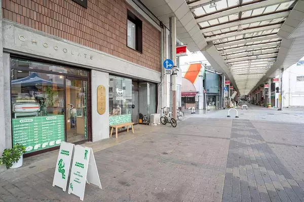 「【前橋】いま”まちづくりB面”が面白い！ スーパー市職員が一人で47店開業支援、シャッター街に若い店主が続々」の画像