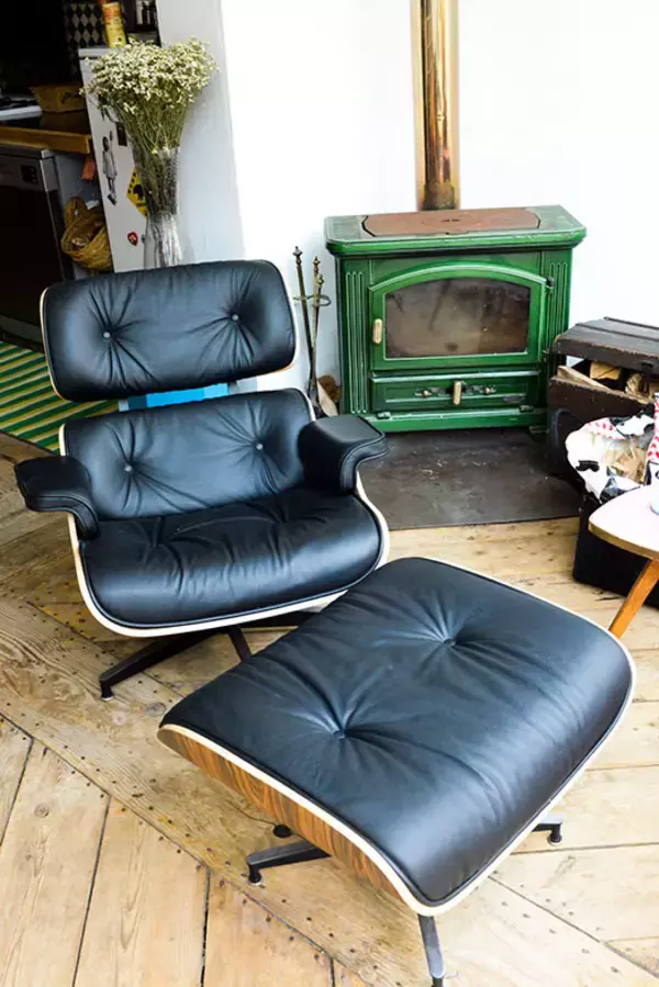 「パリ郊外の古い一戸建てを大改造しモロッコ空間に！緑いっぱいサンルームでガーデンパーティも　パリの暮らしとインテリア[15]」の画像