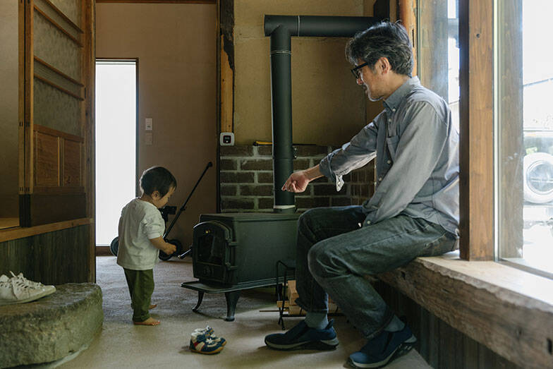 明治時代の古民家を補助金300万を活用し令和性能へリノベ！ 子育て夫妻が外断熱などで賢く叶えた”ハイスぺ古民家”　香川・高松市