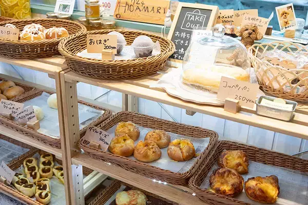 「東京の個人宅、1000坪の「秘密の花園」をいつでも公開！ 親子3世代でつなぐ庭の日常にベーカリーカフェも　森田オープンガーデン・小平市」の画像