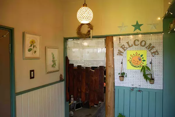 「東京の個人宅、1000坪の「秘密の花園」をいつでも公開！ 親子3世代でつなぐ庭の日常にベーカリーカフェも　森田オープンガーデン・小平市」の画像