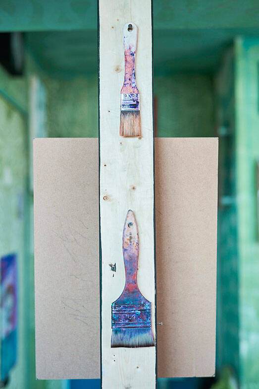 「退去時の原状回復ゼロ」だから部屋中がアートになる、美大生熱狂のDIY賃貸アパート。大家「壁画描いてよ」“常識破り”で伝説へ　町田市「アップル＆サムシングエルス」