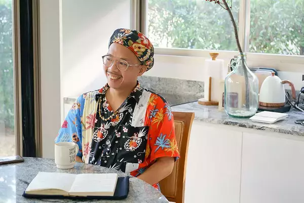 「タイならでは塀囲みのまち「ゲーテッド・コミュニティ」って？ クリエイターカップルがリノベ＆増築したおしゃれなおうちにおじゃまします　」の画像