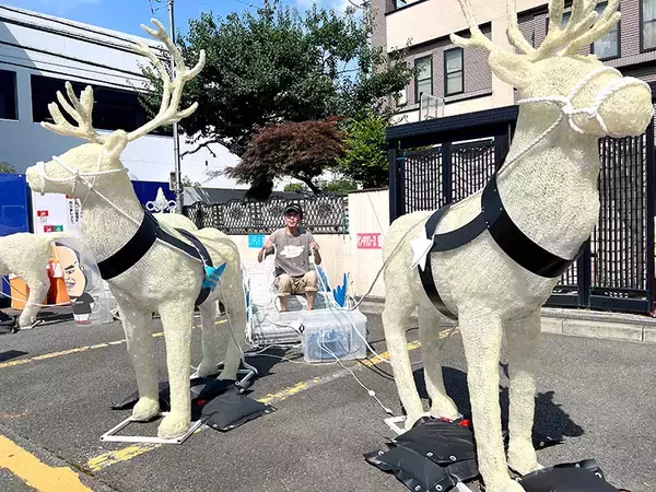 「調布市の小学生は電柱広告に夢中?! 通学路に「難読漢字クイズ」など駐車場オーナーが仕掛ける地域貢献アイデアがおもしろすぎる　」の画像