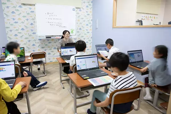 「【子育て新常識】学童・習い事・塾・小児科まで1カ所に集約、送迎不要！ 親は仕事やピラティス「こどもでぱーと」で変わる日常　東京都中野区など」の画像