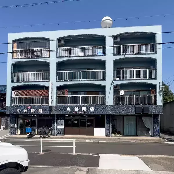 「「猫を飼わない人は入居お断り」多頭飼い大歓迎！ 保護猫36匹を救った不動産屋の“究極の猫ファースト”家づくりが話題　大阪「ねこ大家」」の画像