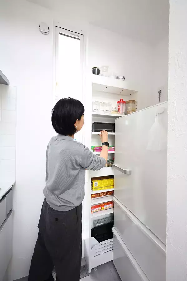「53歳女性、「一人暮らしの18坪マイホーム」を建てる。8万人超の共感を呼んだ”自分ファースト”でおしゃれな「老後の家」　Tajiさん」の画像