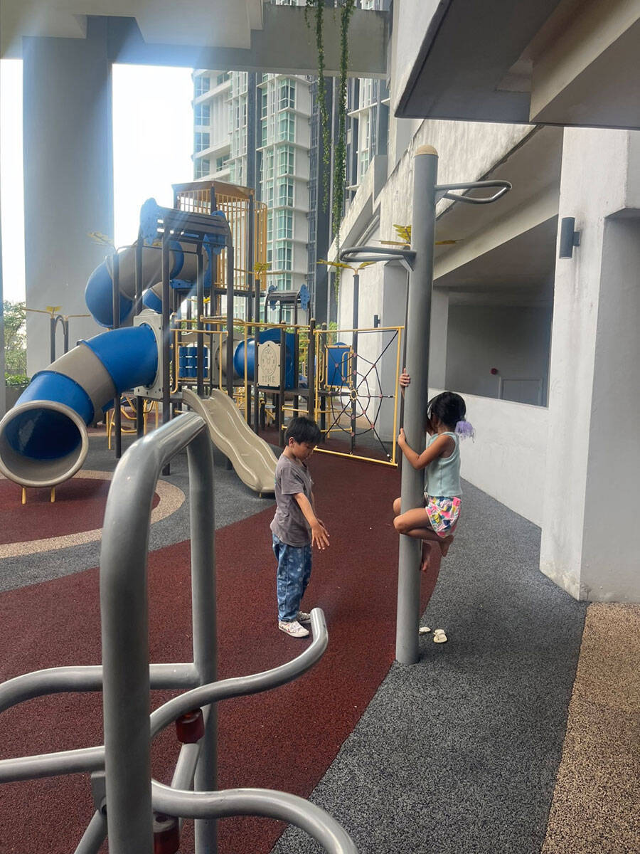 【母子留学】”教育移住”で脚光のマレーシアのリアル。家賃10万円代で150平米の絶景豪邸も、円安で年1000万円?!