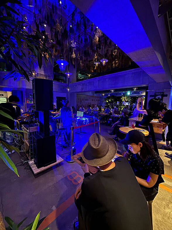 複合商業施設「the RECORDS」が話題！ 公園隣接の閉鎖ビジネスホテルをフードコート等にしてにぎわいの拠点に、地域の価値を再構築　千葉市