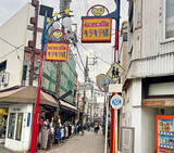 「「屋外卓球台」で下町商店街の空き地が激変！ 多世代入り混じる遊び場へ。チーム対抗戦を見ながら話を聞いてきた　墨田区京島」の画像3