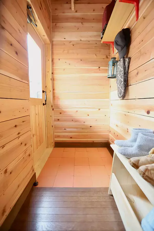 「タイニーハウスを庭先に。”+10平米”の小屋で、趣味に、テレワークに、夢ひろがる！　名古屋・ニッカタイニーズパーク」の画像