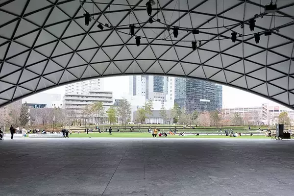 「「関西最後の一等地」になぜ巨大公園を？ 駅直結4.5ha「グラングリーン大阪」が挑む、エリア全体の価値を高めるまちづくり戦略」の画像