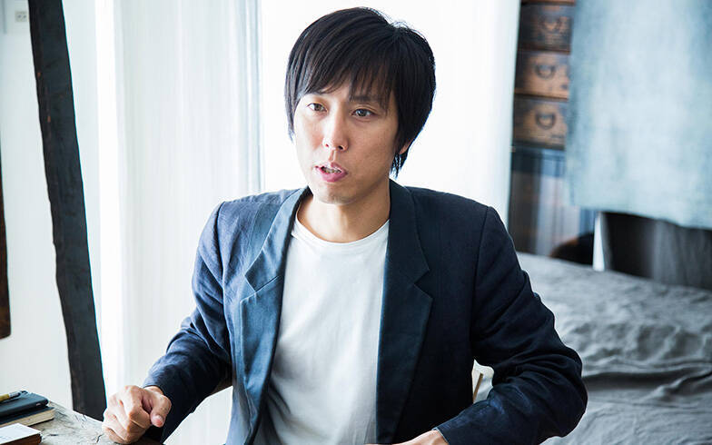 好きなものに囲まれて暮らしたい。築43年のマンションが“住宅兼ギャラリー”になるまで