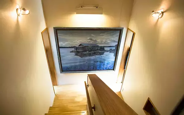 「あの人のお宅拝見[5] 藤原和博校長「家は生活の舞台」、著書『建てどき』から築17年の自邸を振り返る」の画像