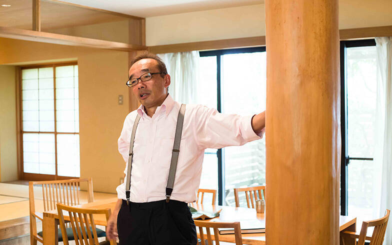 あの人のお宅拝見[5] 藤原和博校長「家は生活の舞台」、著書『建てどき』から築17年の自邸を振り返る