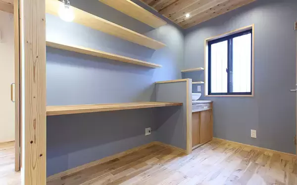 「造作家具・収納っていくらかかる？ どこに頼めばいい？ 気になる費用とオーダーのコツ」の画像