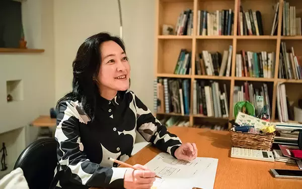 「近代建築の巨匠ミースに師事した父とその娘、職住近接＋αによって生まれた新たな幸福 　あの人のお宅拝見[12]」の画像