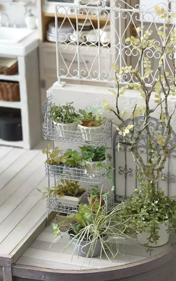 「ミニチュア作家・田中智氏の世界におじゃまします！ 1/12サイズの家はキッチンもスイーツもリアル」の画像